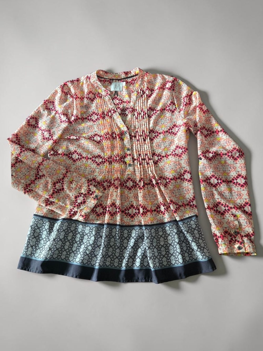 Anthropologie HD in Paris Kaveri Tunic Top Pink Geometric Chevron Blouse Women 6